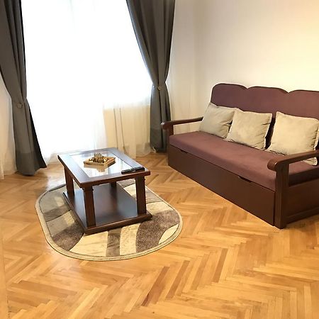 Apartment Krondays Braşov Eksteriør bilde